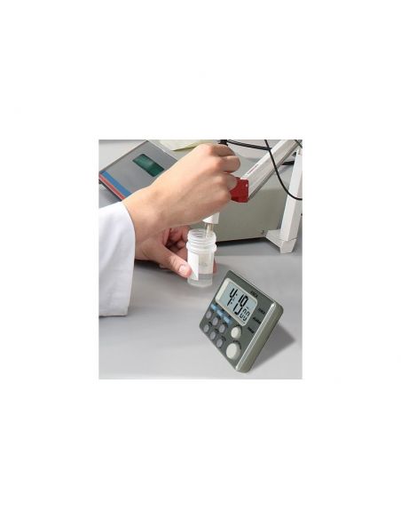 Minuteur digital - 24 h - Jusqu'à 2 compteurs et/ou 2 décompteurs - Façade métallique